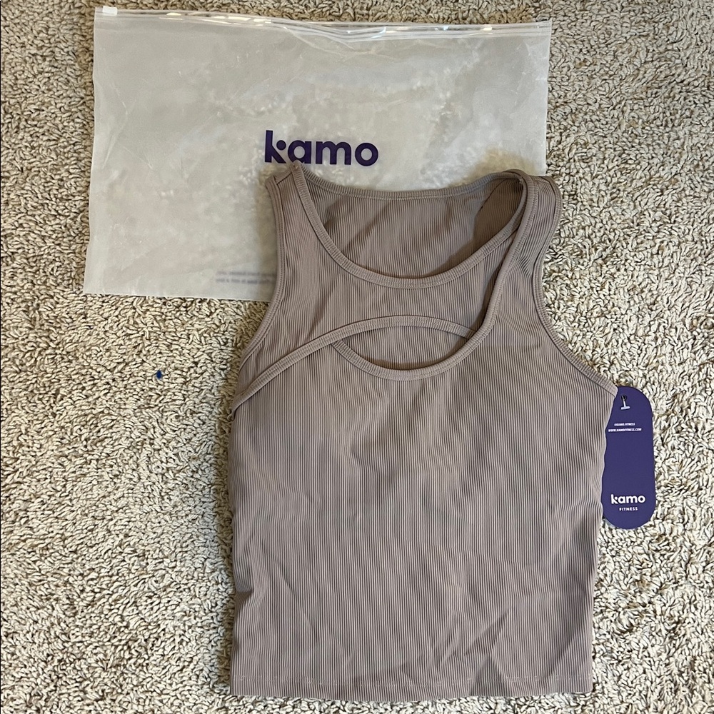 NWT Kamo Fitness Aria Rib Waist Length Tank Top Bra-Beige Small (long length)